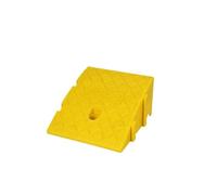 Curb Ramp Road Slope Ramp Pad 25 * 27 * 13cm Plastic PVC Portable Car Step Uphill Triangle Mat Curb Rubber For steps(Yellow 1pc)