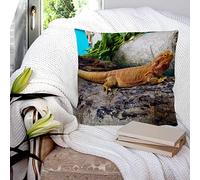 Cushion Covers 45x45 cm, Polyester Square Throw Pillow Cases,Lizard On Giant Wood Bearded Dragon, Cushion Cover for Sofa Couch Bedroom with Invisible Zipper, 18x18 Inches