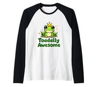 Cute Cartoon Frog with Crown Sitting on Grass Raglan Baseball Tee