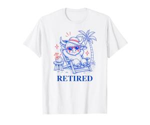 Cute Retired Highland Cow, Fun Retirement Beach Vacation Value Graphic T-Shirt