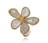 CWZZWS Shiny Crystal Flower Statement Ring for Women Girls Gold Plated Bling Delicate Lightweight Adjustable Expandable Open Wrap Finger Rings Comfort Fit Boho Y2K Jewelry Wedding Birthday Christmas