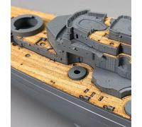 CY700044 1/700 German Battleship Bismarck 1941 Wood Deck, Tobitaka FH 1132 with S Chain