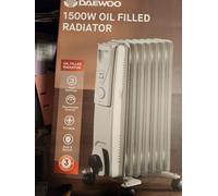 Daewoo 7 Fin Oil Filled Radiator 1500W Portable Electric Heater 3 Heat Settings White
