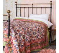 Daisy Snow Reversible Floral Quilt - Pistachio Blossom - 220cm x 270cm