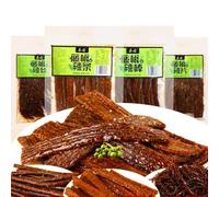 DAMAICHUHAI LÀ TIÃO Chinese Spicy Snack - 4 x 100g Packs | Authentic Savoury Gluten Strips | Traditional Hot & Flavourful Taste, Perfect for Sharing, Bulk Pack