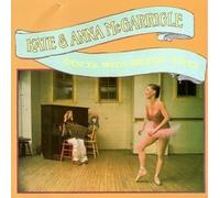 Dancer With Bruised Knees Original recording reissued Edition by Kate Mcgarrigle & Anna (1993) Audio CD