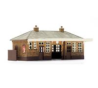 Dapol Model Railway Station Booking Hall Plastic Kit - OO Scale 1/76