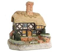 David Winter Cottage Plum Cottage Handpainted H 12.5cm Issue 1993 General Collection