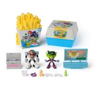 Teen Titans Go! Kitchen Chaos Dis-Play Set with Beast Boy and Cyborg Figures and Accessories, Playset Kids’ Toys for Boys and Girls Aged 4 and Up