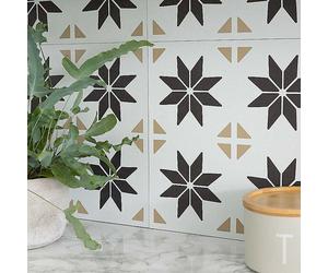 DC - Fix Vivid Stars Self-adhesive Waterproof Vinyl Wall Tiles Clear