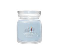 Yankee Candle North Pole Hideaway Signature Medium Jar, Festive Scent