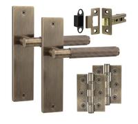 Decoranddecor Hera Antique Brass Backplate Door Handles, Hinge Kit 76mm | Knurled Lever Pair on Plain Backplate, 64mm Latch & 2 Hinges Included, Sprung Return, Fir CE Mechanism, Internal Doors