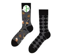 Dedoles Unisex Socks for Women, Men & Kids Cotton Funny Designs Football Bicycle Horses Plants Firefighter Gift Mismatched, Design: Hop juice after-work hours, Colour: Black, Size: 8-9.5 W / 9-11 M UK