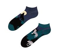 Dedoles Unisex Socks for Women, Men & Kids Cotton Funny Designs Football Bicycle Horses Plants Firefighter Gift Mismatched, Design: Howling Wolf, Colour: Blue, Size: 3-5 M / 2-4,5 W UK
