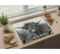 Deenz Highland Cow Universal Hob Cover Plate Black-White 5 mm Tempered Glass All Types Cookers 4X Black Feet Worktop Saver 60X52Cm