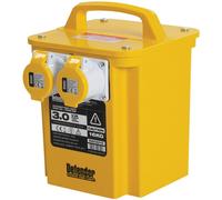 Defender E203010 3Kva Portable Transformer 16A 35022