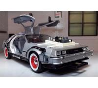 Delorean DMC Back to the Future 3 Detailed Welly 1:24 Scale Diecast Model Car