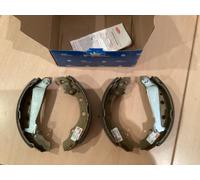 DELPHI AUDI 100 80 90 A2 COUPE SEAT Mii SKODA VW PASSAT REAR BRAKE SHOES LS1625