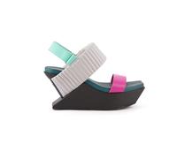 Delta Wedge Puffier 4 UK