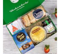 Devon Cream Tea Hamper with Fudge | 4 Scones, Jam, Clotted Cream Tea & Fudge| Food Hampers for Women & Men, Fathers Day, Birthday, Anniversary