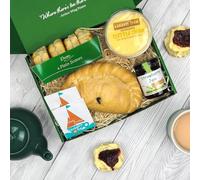 Devon Cream Tea & Pasty Hamper | Steak Pasty, Scones, Jam and Clotted Cream Gift Set | Afternoon Tea Hamper Gifts for Women and Men