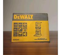DeWalt D26200L 110V 1/4-inch 8mm Compact Fixed Base Router