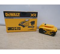DeWALT DCB094K DCB094 USB 18v li-ion battery charger + DCB184 5 ah