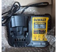 DeWALT DCB118-GB Fast Charger