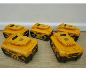 DeWalt DCB184 18v 5 ah XR Li-Ion Batteries x 5 + FREE BASEBALL CAP & GEL GLOVES