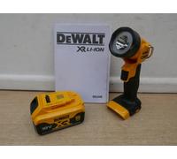 DeWalt DCL040 18v LED Swivel Worklight pocket Torch + DCB184 5 AH BATTERY