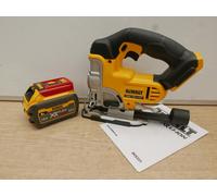DeWalt DCS331 18V XR cordless Jigsaw Bare Unit + DCB546 6 ah flexvolt battery