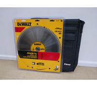 DeWalt Metal Steel Cutting Saw Blade 355mm 90T 25.4mm
