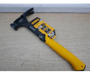 DeWALT DWHT51004-0 20oz STRAIGHT RIPPING CLAW HAMMER