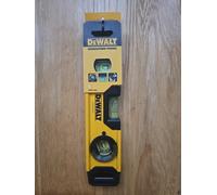 DeWalt Magnetic 3-Vial Torpedo Level 9" / 230mm DWHT43003