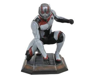 Diamond Select Toys Marvel Gallery: Avengers End Game - Quantum Realm Ant-Man PVC Diorama (MAY192368)