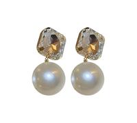 Diamond-studded square earrings, exuding an elegant, individualistic and sophisticated vibe, geometric style earrings