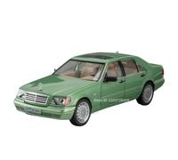 Die-cast car models 1:24 For Volkswagen Santana W140 320SEL Model Car Alloy Die-cast Miniature Car Model Sound And Light Alloy car models(W140 Green)