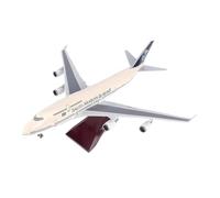 Diecast Aeroplanes 1:150 For Saudi Arabian Airlines B747 Die-Cast Airplane Model W Led Landing Gear Desk Home Decor(With light)