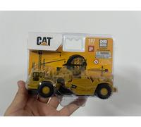 Diecast Masters 85662 - Cat M323F Two-Way Excavator Cat, Yellow, 1:50 Scale, Ages 14, in Tin Box, Suitable for Collectors
