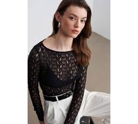 Dilvin Women's Slim Fit Lace Boat Neck Blouse in Black | Size: Medium Dilvin Black M