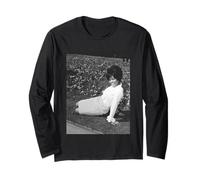 Dionne Warwick in London Garden Walk On by 1965 Long Sleeve T-Shirt