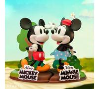 Disney Mickey Mouse and Minnie Mickey Mouse 1/10 Diorama Figurine Set