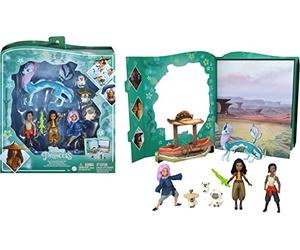 Disney Princess Disney Toys, Raya and the Last Dragon Story Pack with 7 Characters, Small Dolls, Figures and Accessories Inspired by Disney Movies, Gifts for Kids , HLX24