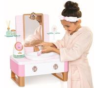 Disney Princess Style Collection Girls Deluxe Day Spa with Realistic Steamer, Play Skincare Essentials & Real Running Water, 20+ Pieces