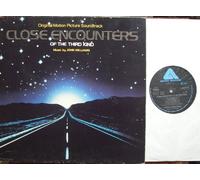 div. Künstler - CLOSE ENCOUNTERS / Original Motion Picture Soundtrack / OF THE THIRD KIND / Music by JOHN WILLIAMS / Filmmusik / 1978 / Klapp-Bildhülle / ARISTA RECORDS # 1C064-60391 / Deutsche Pressung / 12" Vinyl Langspiel Schallplatte