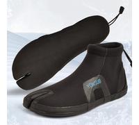 Dive into Adventure Men's Swim Shoe Made from Materials That Offer Comfort During All Your Aquatic Activities (7(10(43-44))