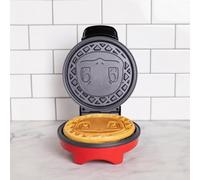 Uncanny Brands Pokémon Squirtle Waffle Maker - Make Squirtle Waffles at Home - Fun Kitchen Appliance - Non-Stick, Compact and Easy to Clean