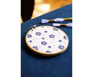 DMC Blue Ditsy Florals - Medium Embroidery Kit