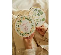 DMC Serene Leaves Cross Stitch Duo Kit, Includes 5 Skeins of Stranded Cotton, 2 Pieces of 14ct Aida Fabric, Embroidery Needle, Wooden Hoop and Instructions