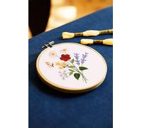 DMC Sumptuous Summer Flowers - Medium Embroidery Kit